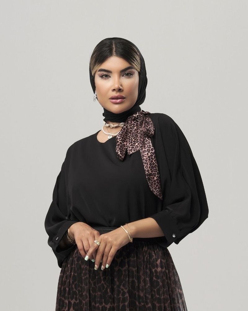 شومیز سرشانه اسکارف مشکی فری سایز الیزه